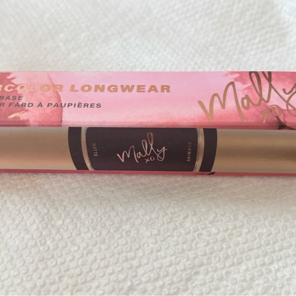 Mally Beauty Evercolor Longwear Eyeshadow Base in Universal BNIB - Picture 2 of 6